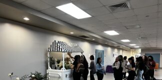 The “Flower Bar” Experience at Albizu